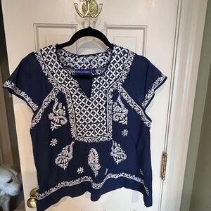 Ro’s Garden Summer Embroidered Top